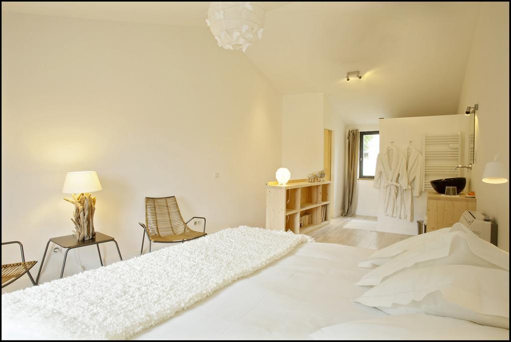 La Maison Rouge D'Uzes B&B Δωμάτιο φωτογραφία