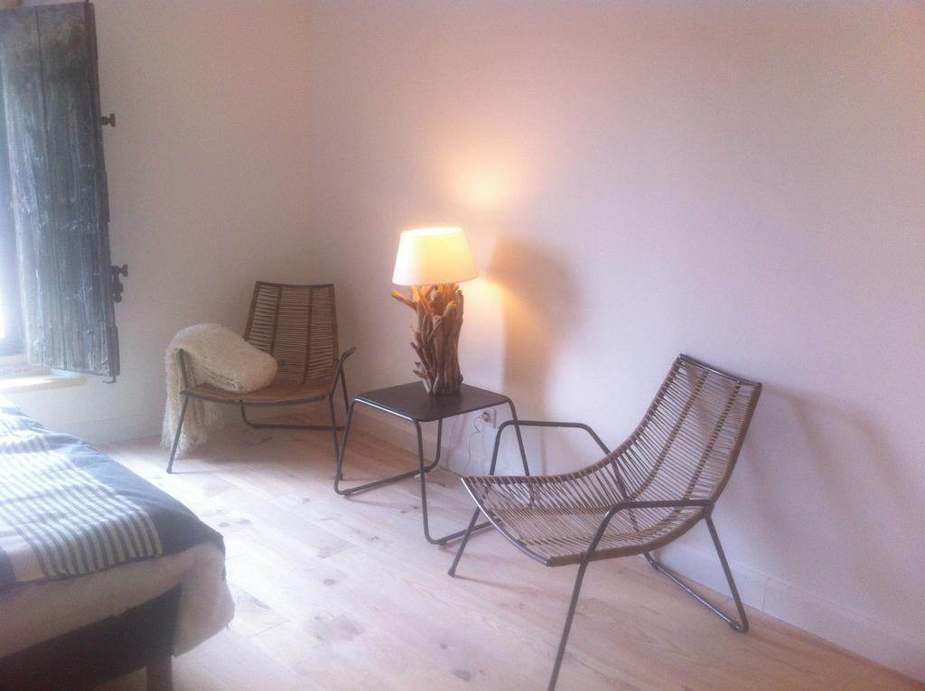 La Maison Rouge D'Uzes B&B Δωμάτιο φωτογραφία