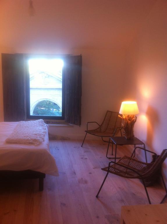 La Maison Rouge D'Uzes B&B Εξωτερικό φωτογραφία