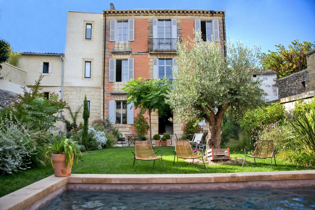 La Maison Rouge D'Uzes B&B Εξωτερικό φωτογραφία